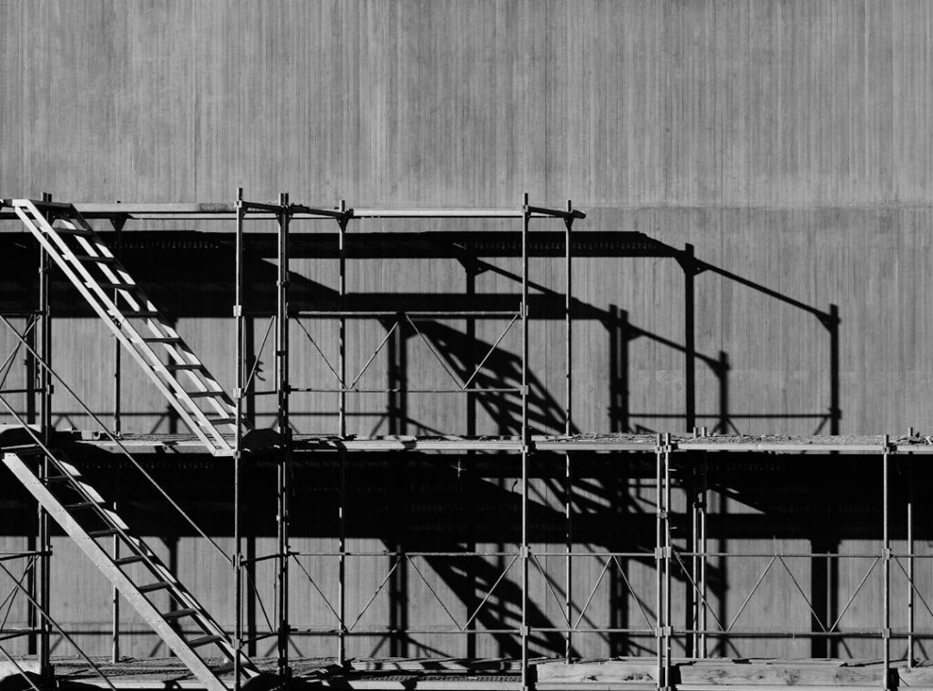 Estructura de concreto en proceso de construcción: ejecución, programación y seguimiento de obras